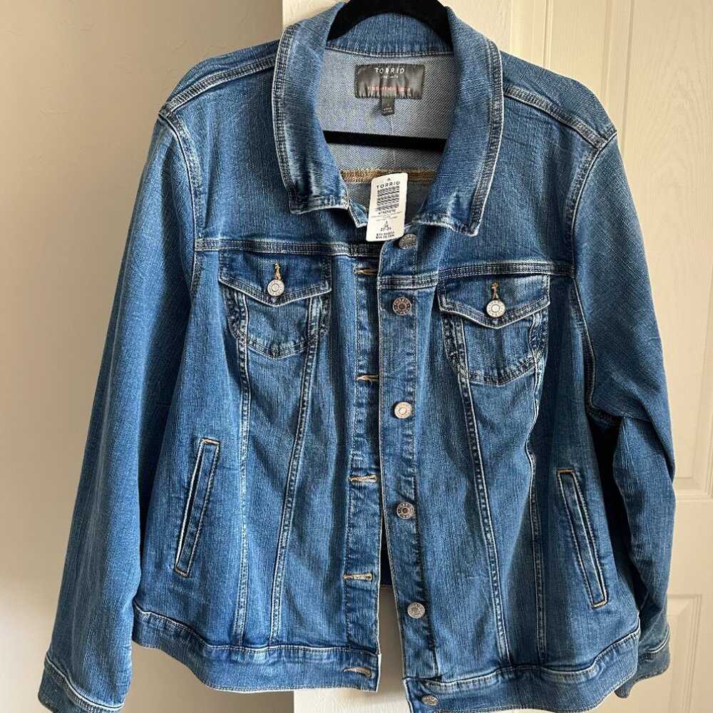 Torrid Denim Jacket, 3X (22/24), NWT